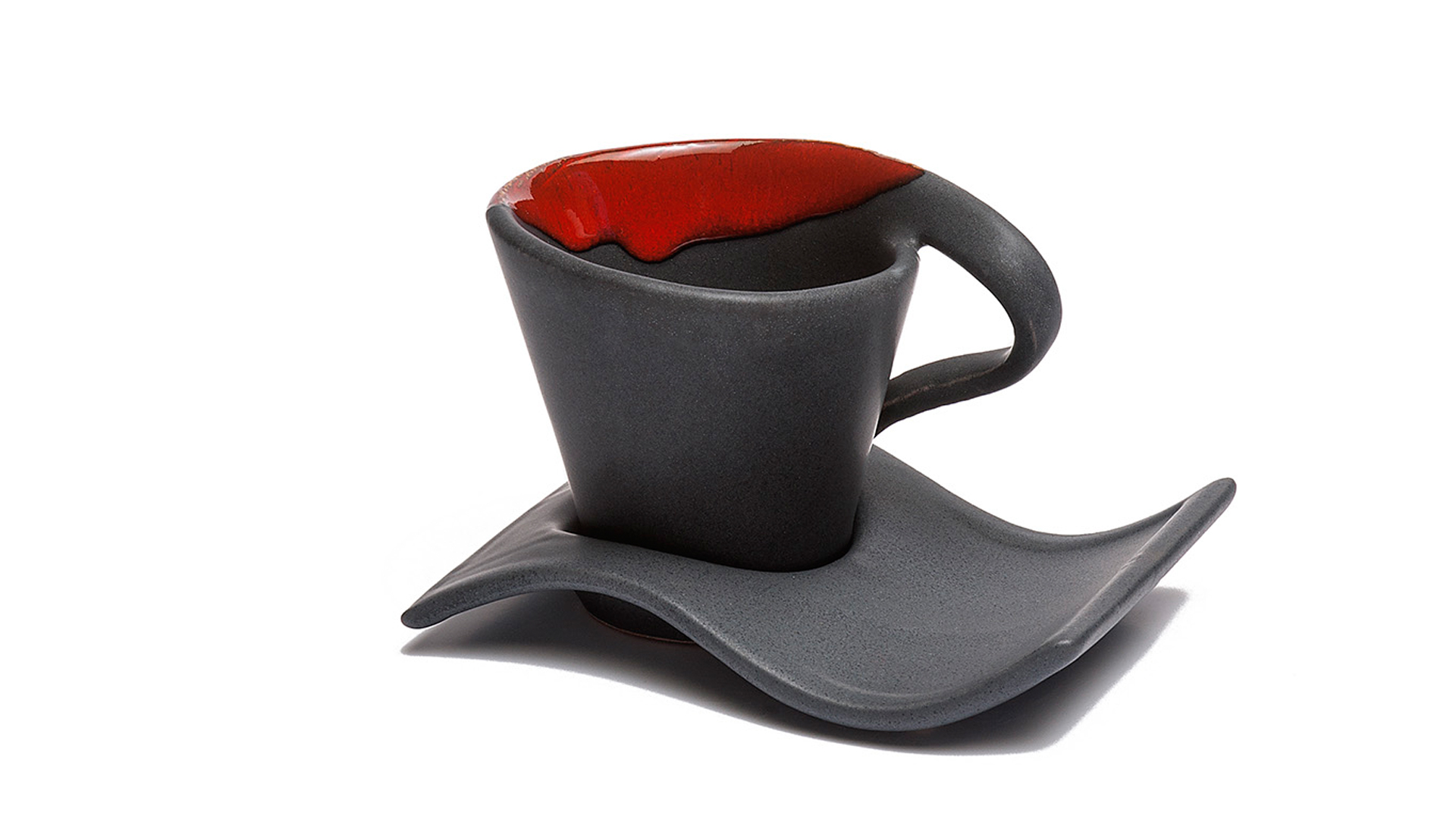 home-wall-ceramic-cup